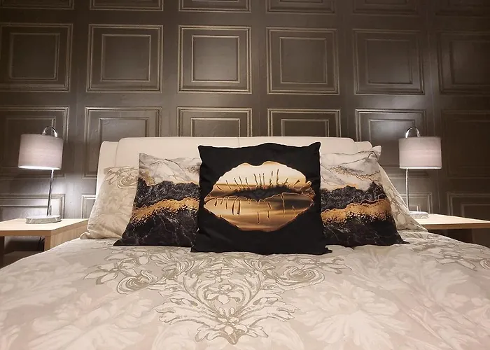 Spacious House City Skyline And Mountain Views Close Too Belfast Centre And Airports Free Parking